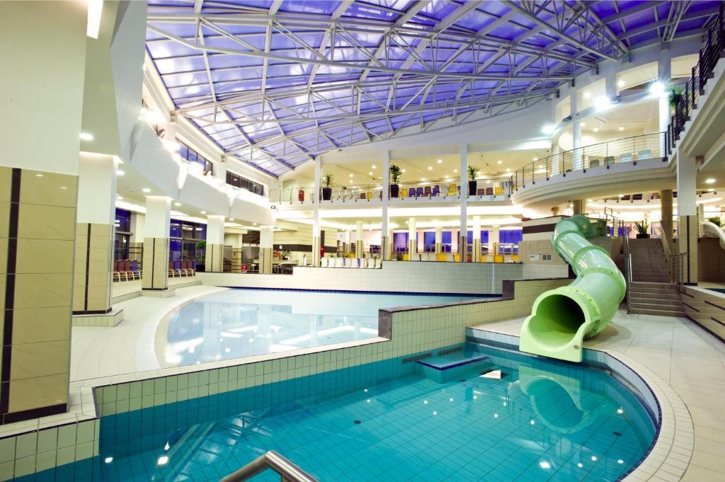 Vitalmed Hotel Sárvár Exteriör bild